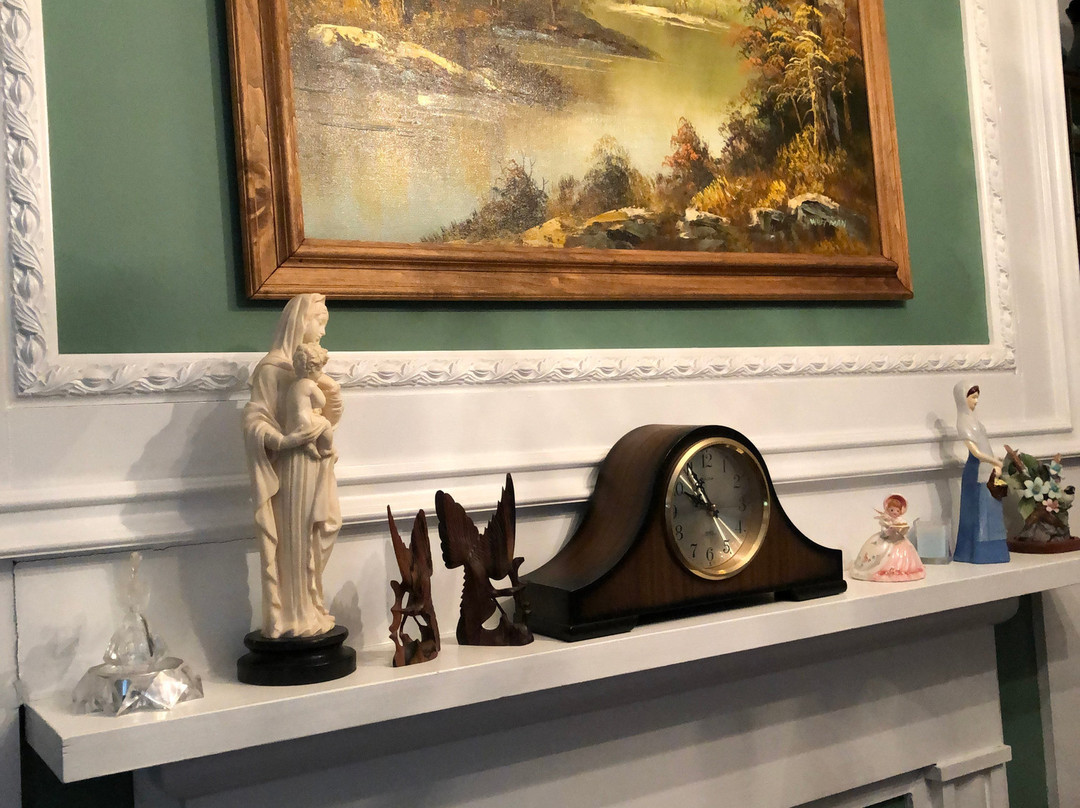 Peck Colonial House B&B主图