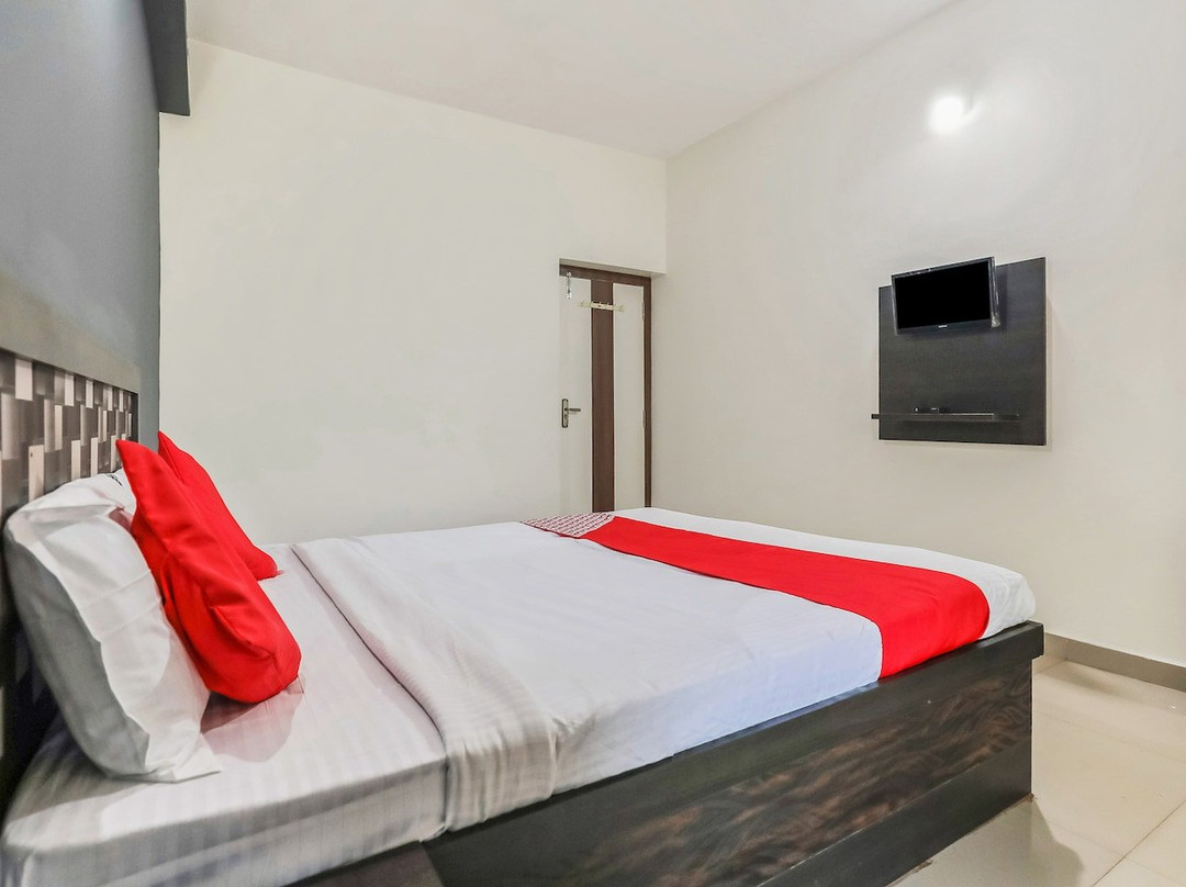 OYO 24602 City Residence主图