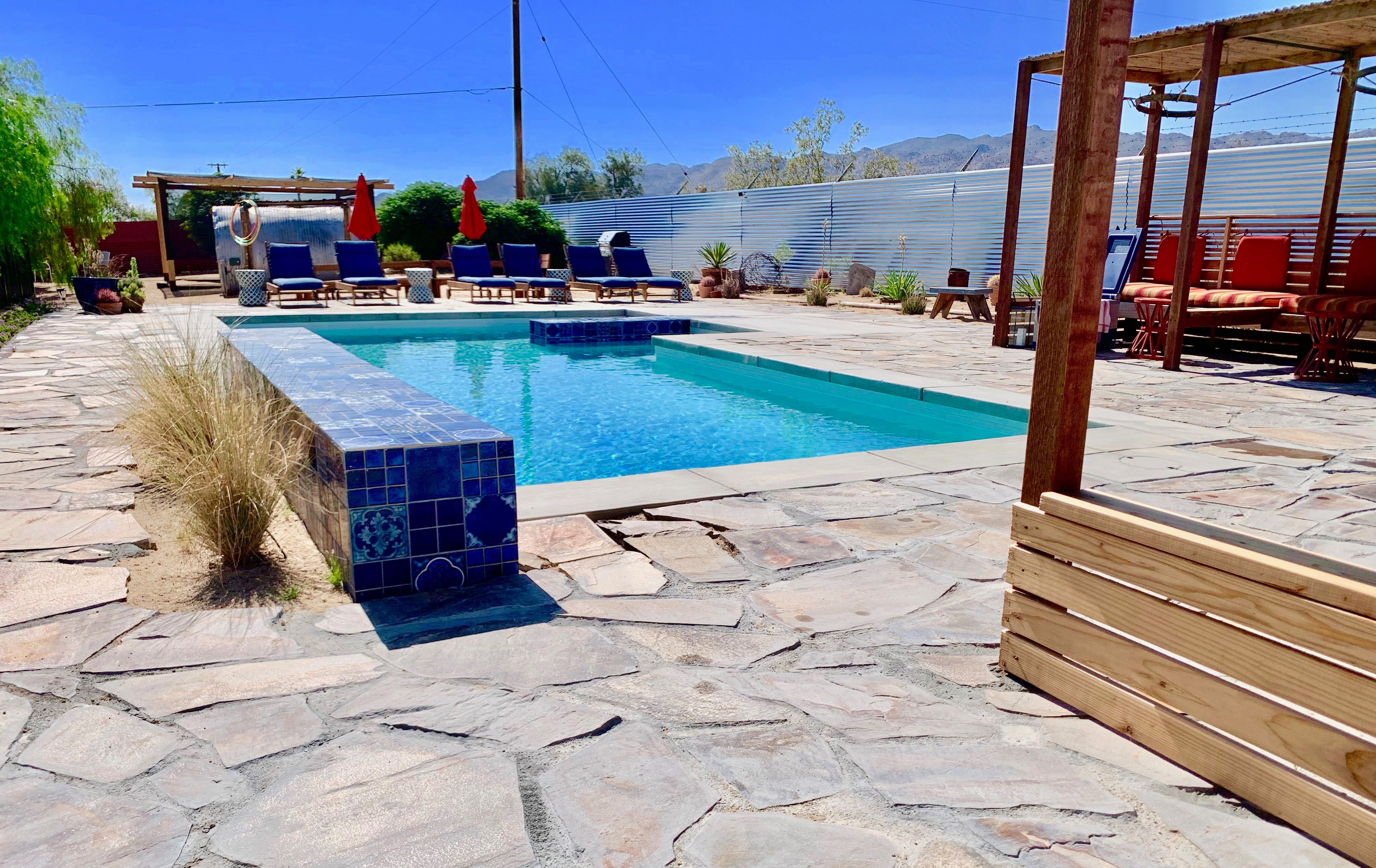 Spin and Margie's Desert Hideaway-官方