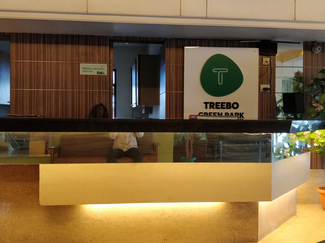 Treebo Trend Green Park主图