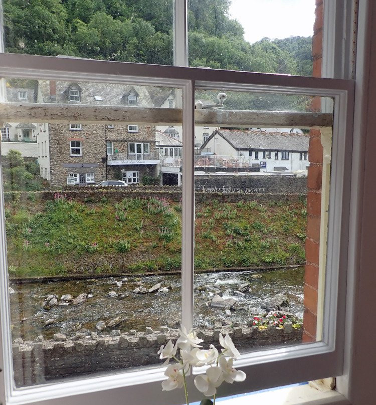 The Captain's House主图