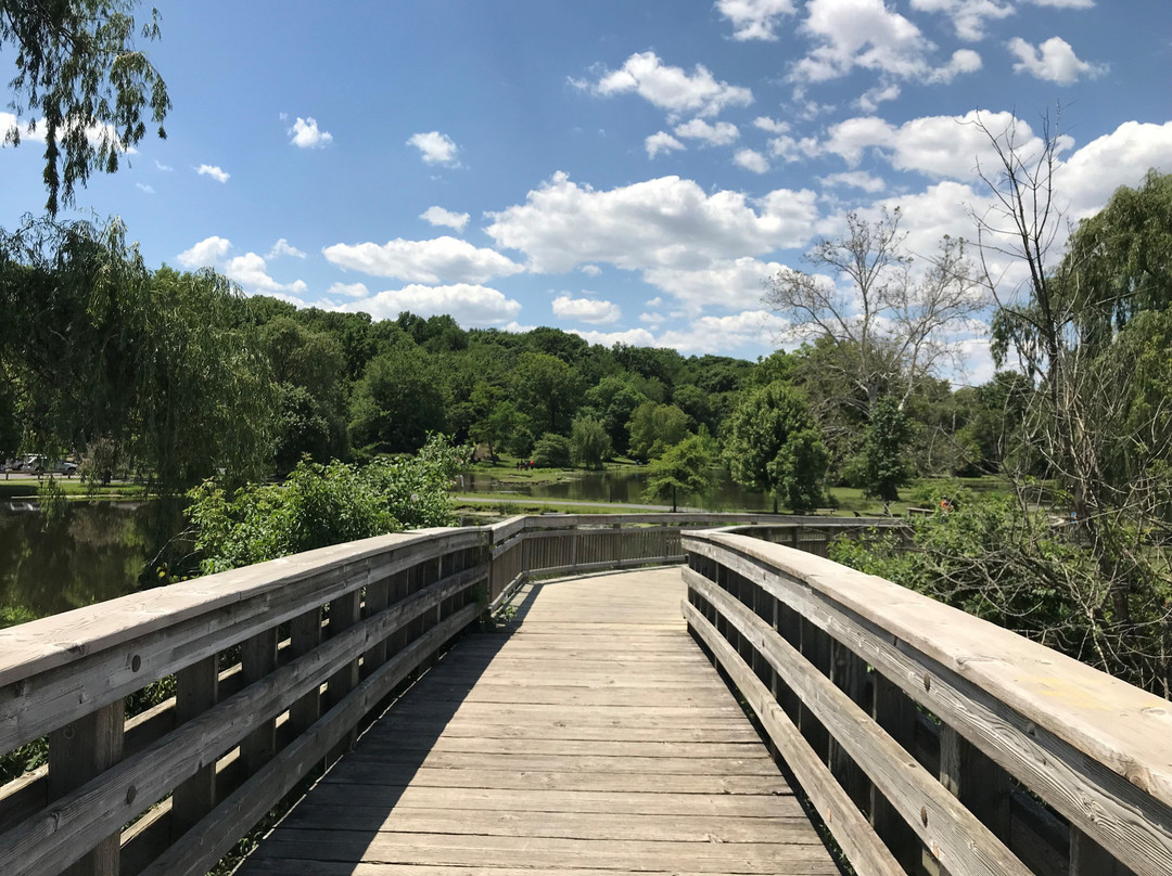 Hidden Lakes Historic Trout Farm-Bolingbrook必去景点