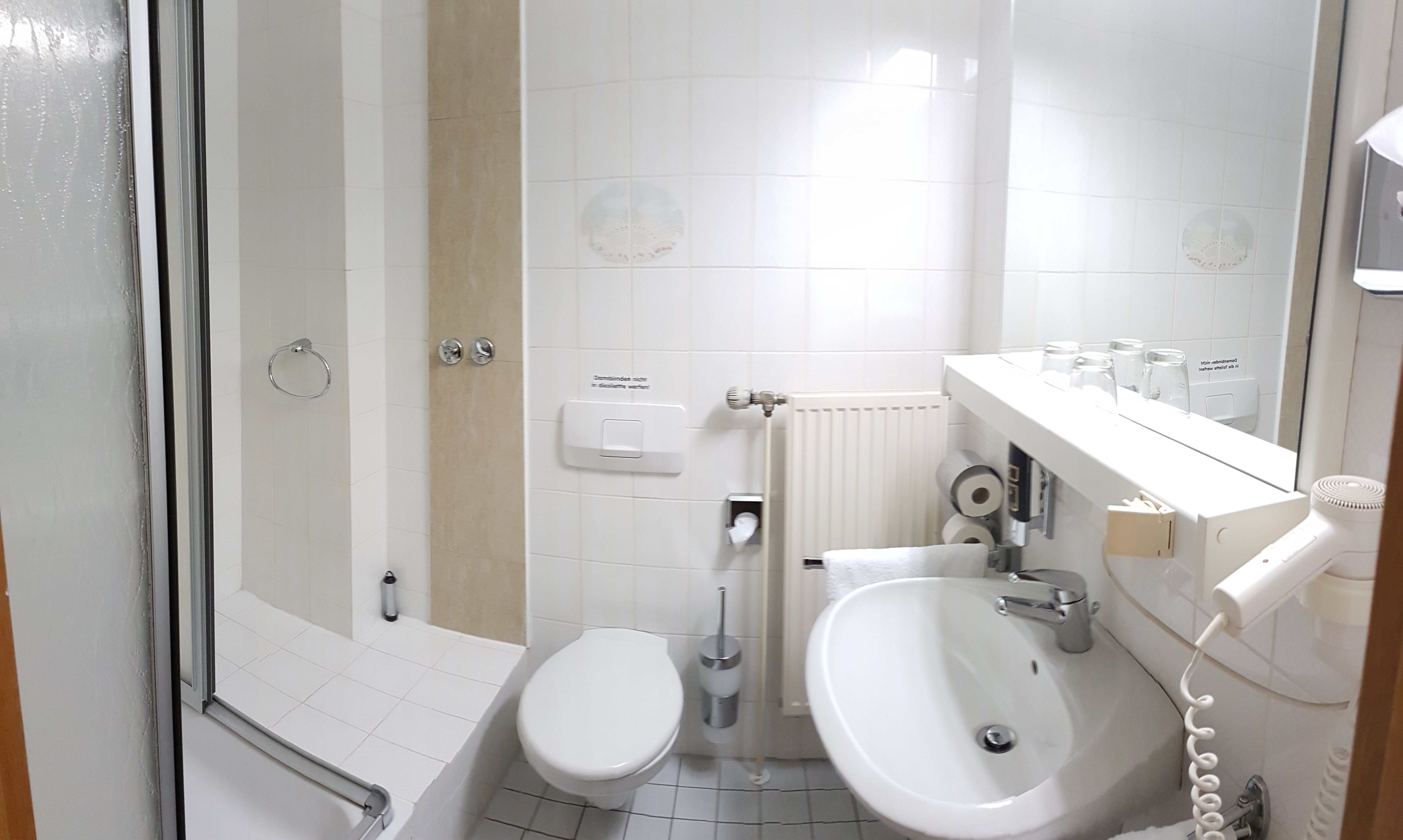 Hotel Schweizer Haus-浴室