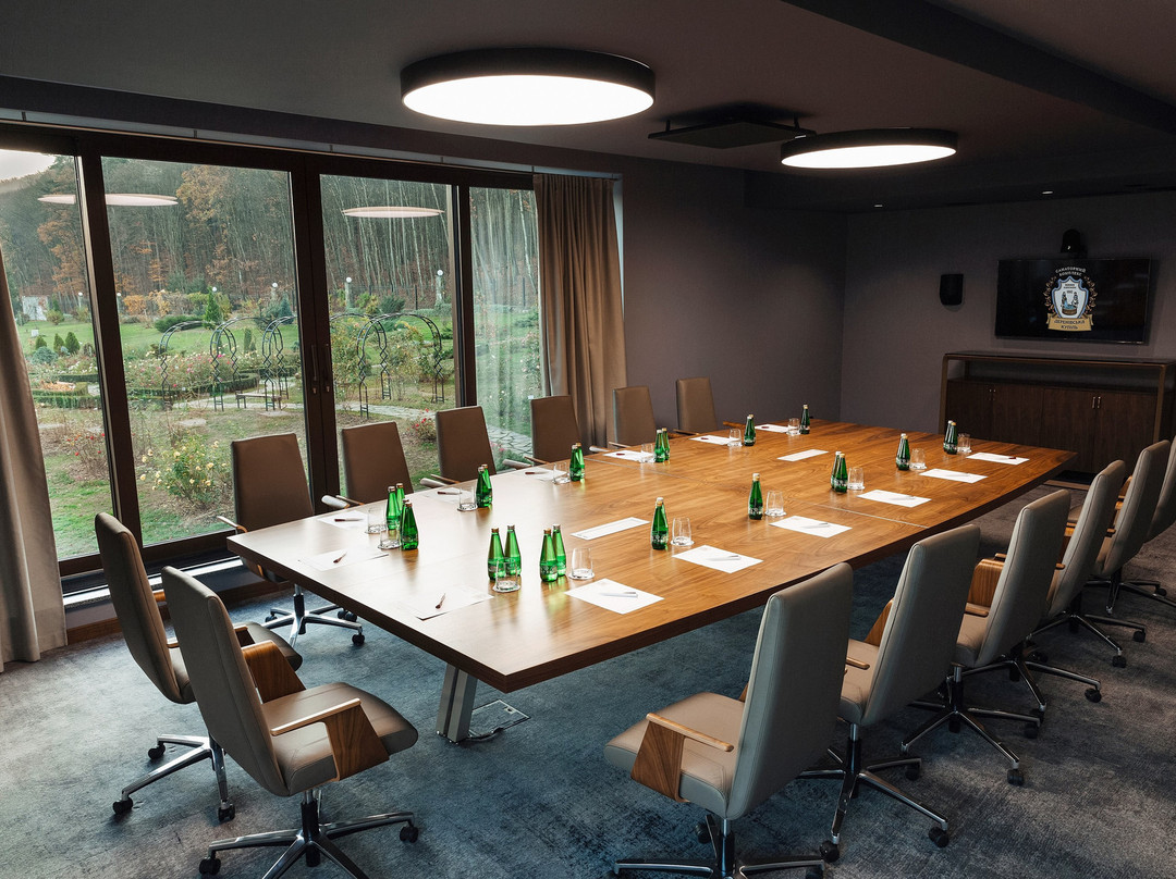 Apartament Hotel by Derenivska Kupil主图