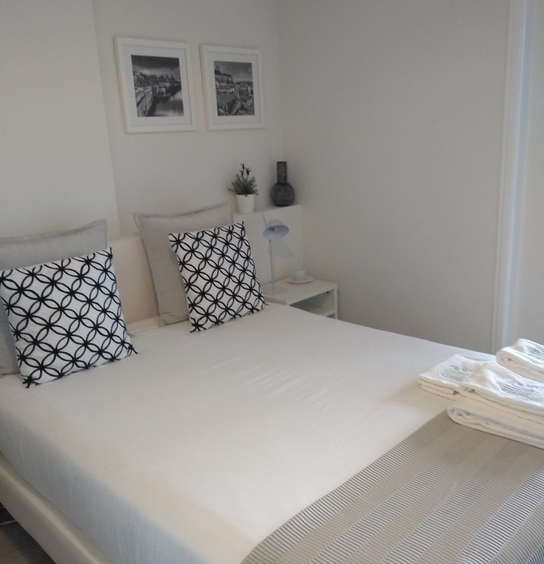JR Studios & Suites I Rius I主图