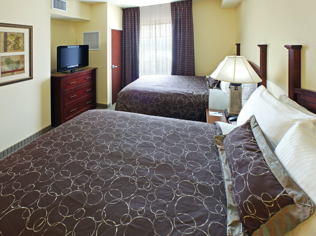 温泉驻桥套房酒店主图