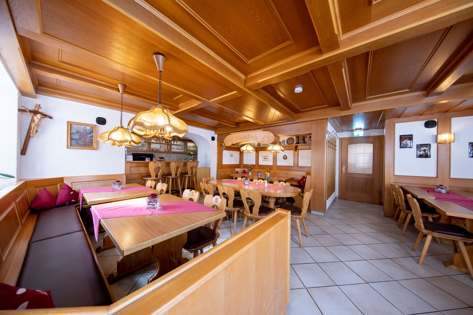 Hotel Gasthof Zum Straussen-官方