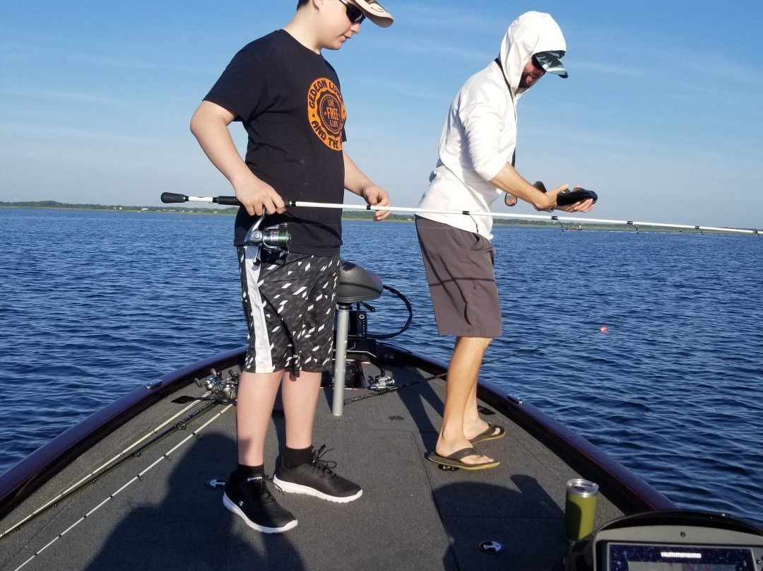 Captain Kyle Bass Fishing-基西米必去景点