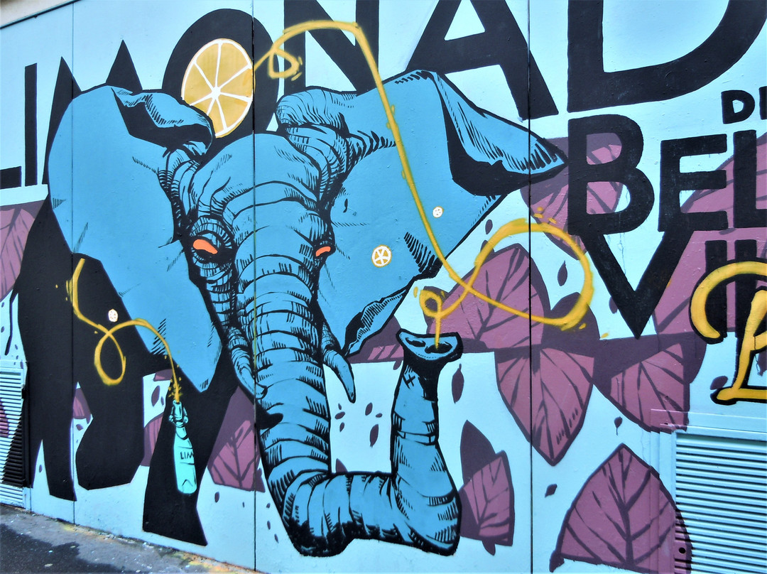 Fresque Elephant Vert-2-巴黎必去景点