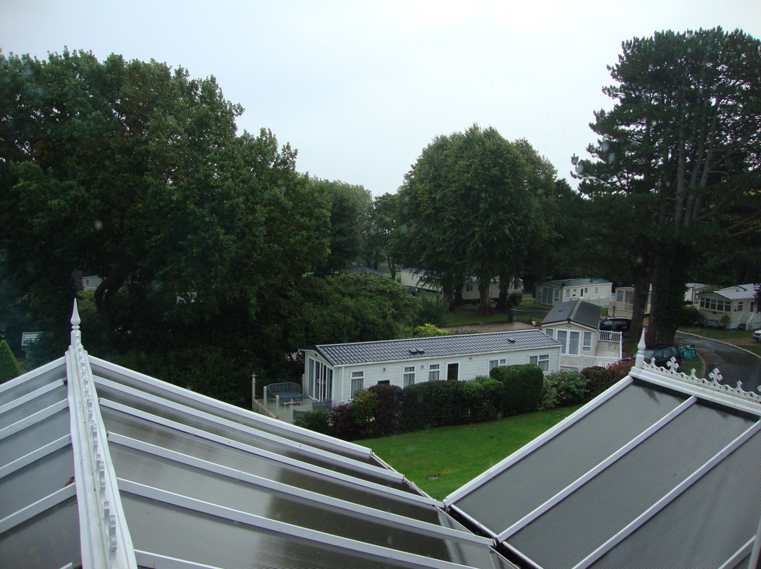 Lyons Woodlands Hall Holiday Park & Hotel主图