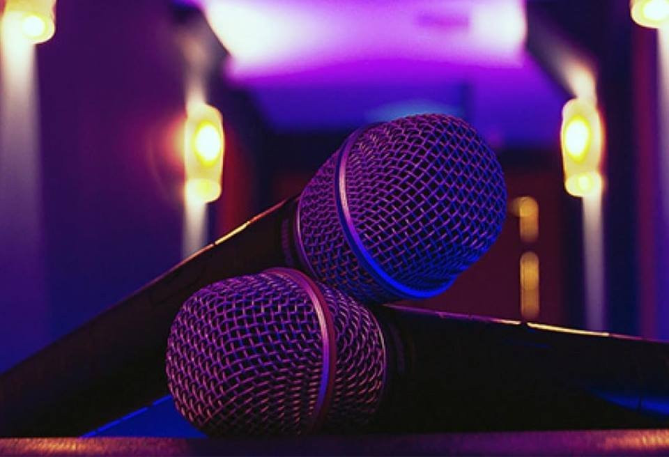 Starokostyantyniv旅游景点-Lux Night & Karaoke Club