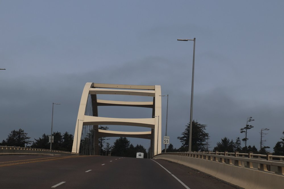 Alsea Bay Bridge Interpretive Center景点图片