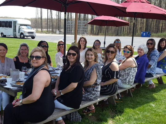 Scarlet Transportation & Adventure Tours-Avon必去景点