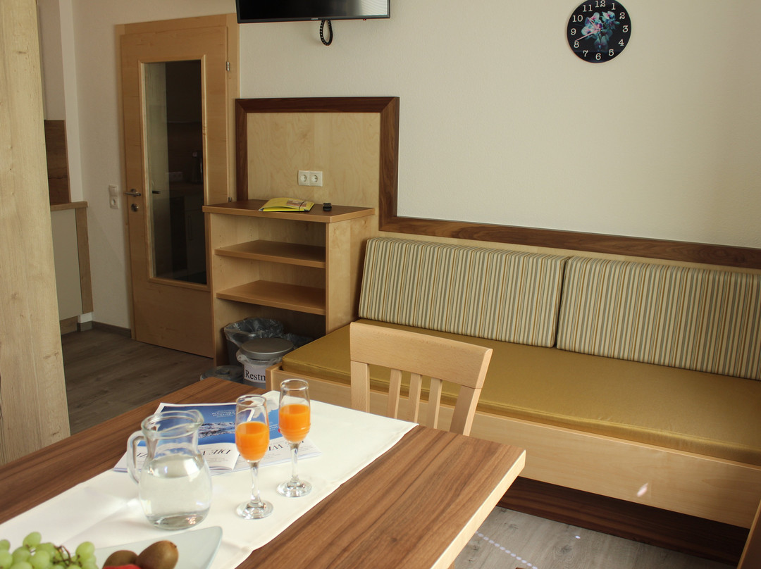 Haus Alpina & Landhaus Schopf主图