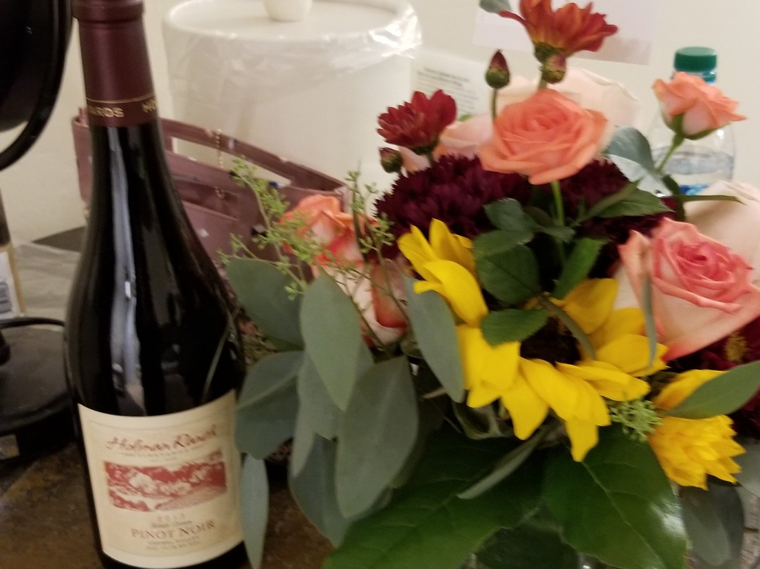 太平洋丛林日落酒店主图