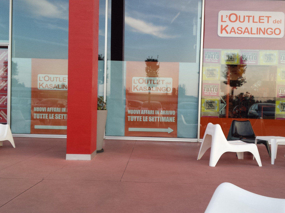 Fashion City Outlet San Giuliano景点图片