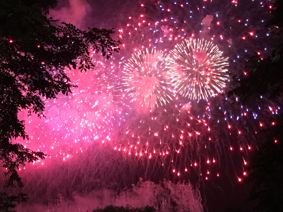 Kachimai Fireworks-带广市必去景点