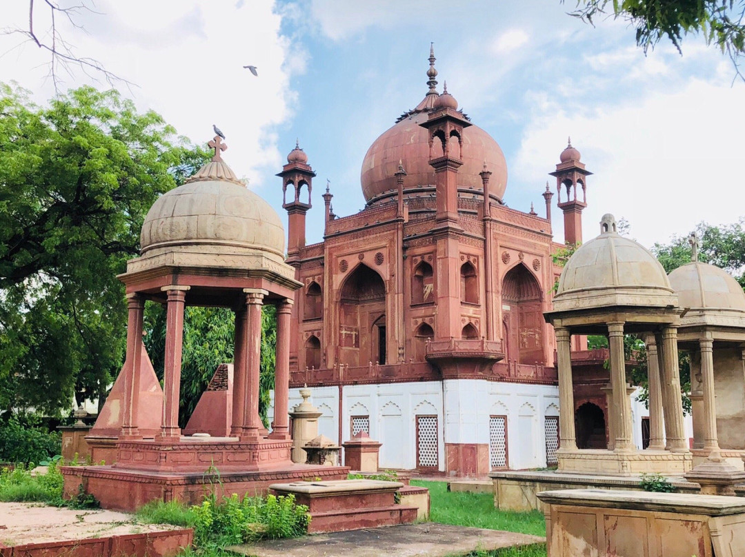 Roman Catholic Cemetery-阿格拉必去景点