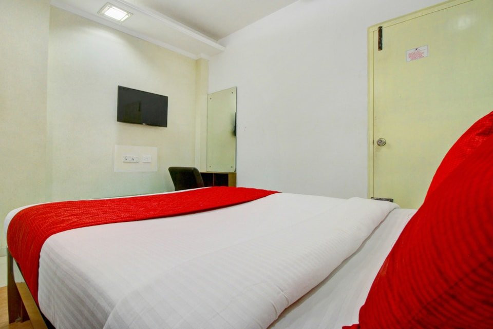 OYO 6732 Dheeran Residency主图