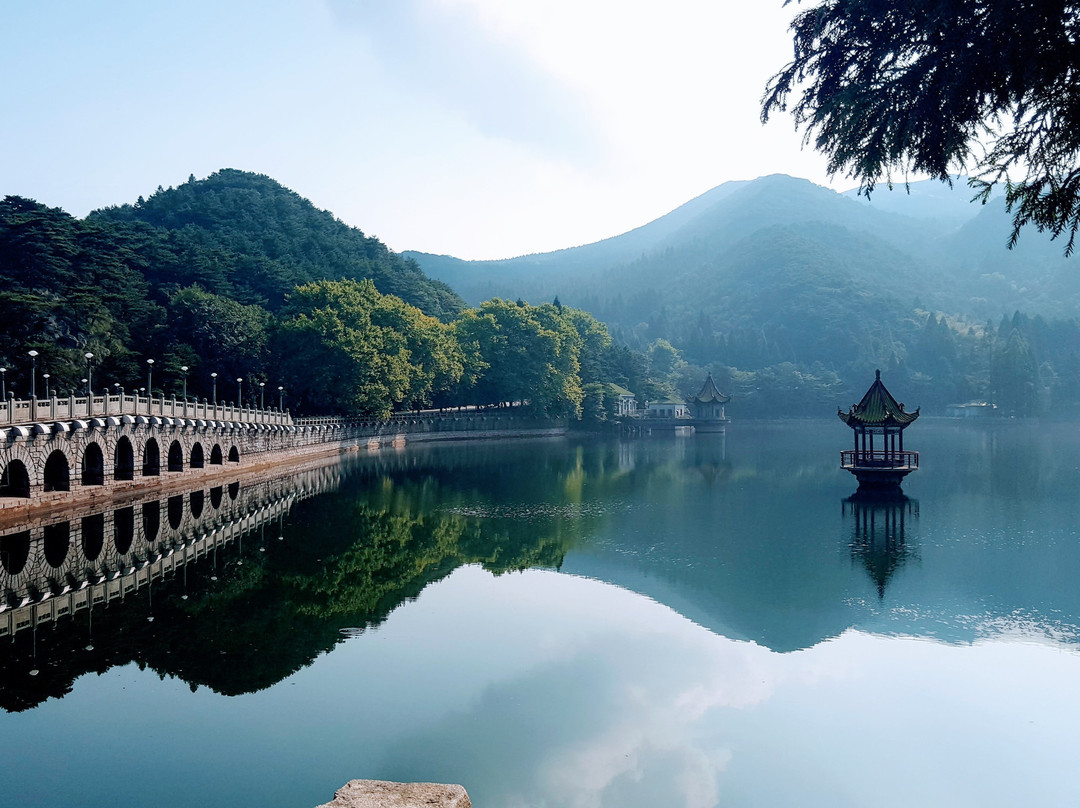 芦林湖景点图片