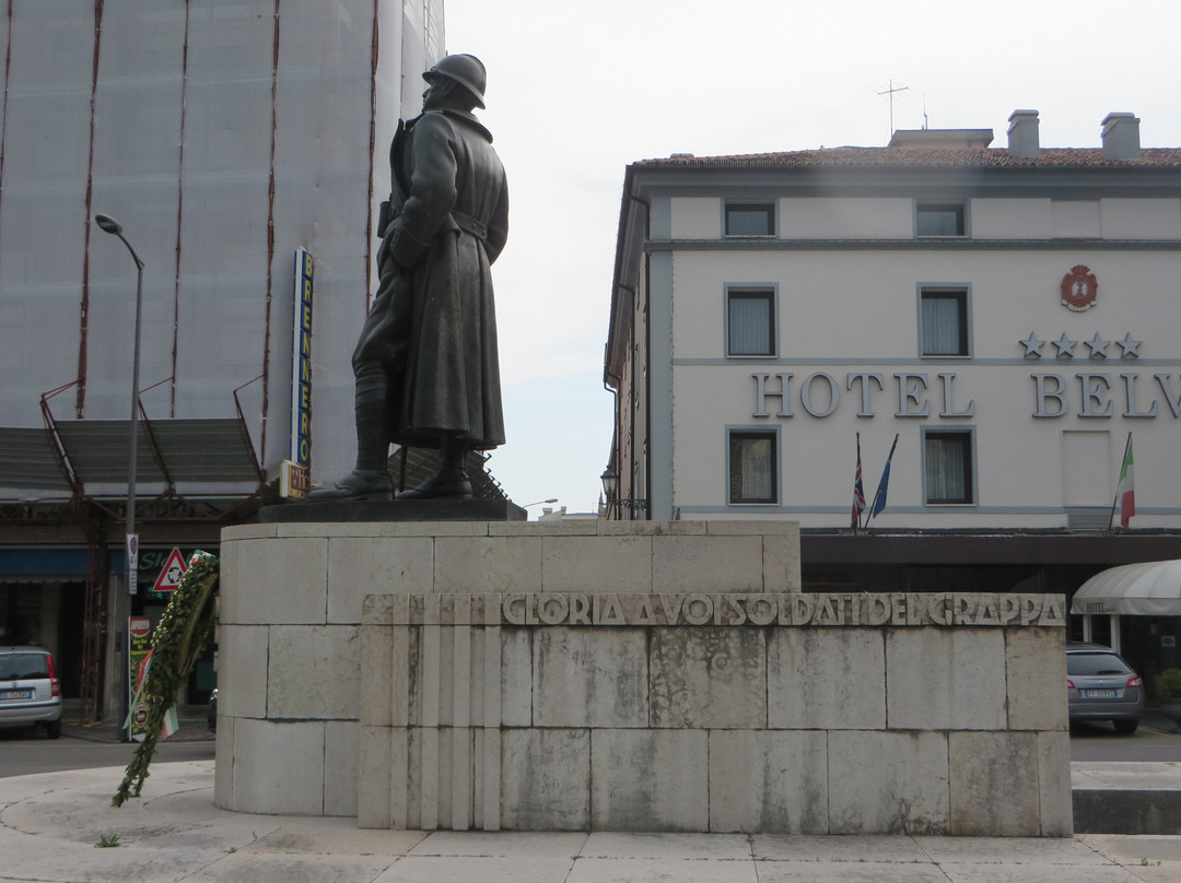 Monumento Al Generale Giardino-巴萨诺－德尔格拉帕必去景点
