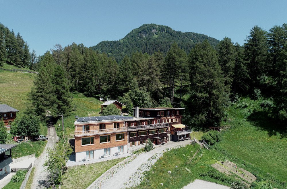 Berghotel Sterna-官方