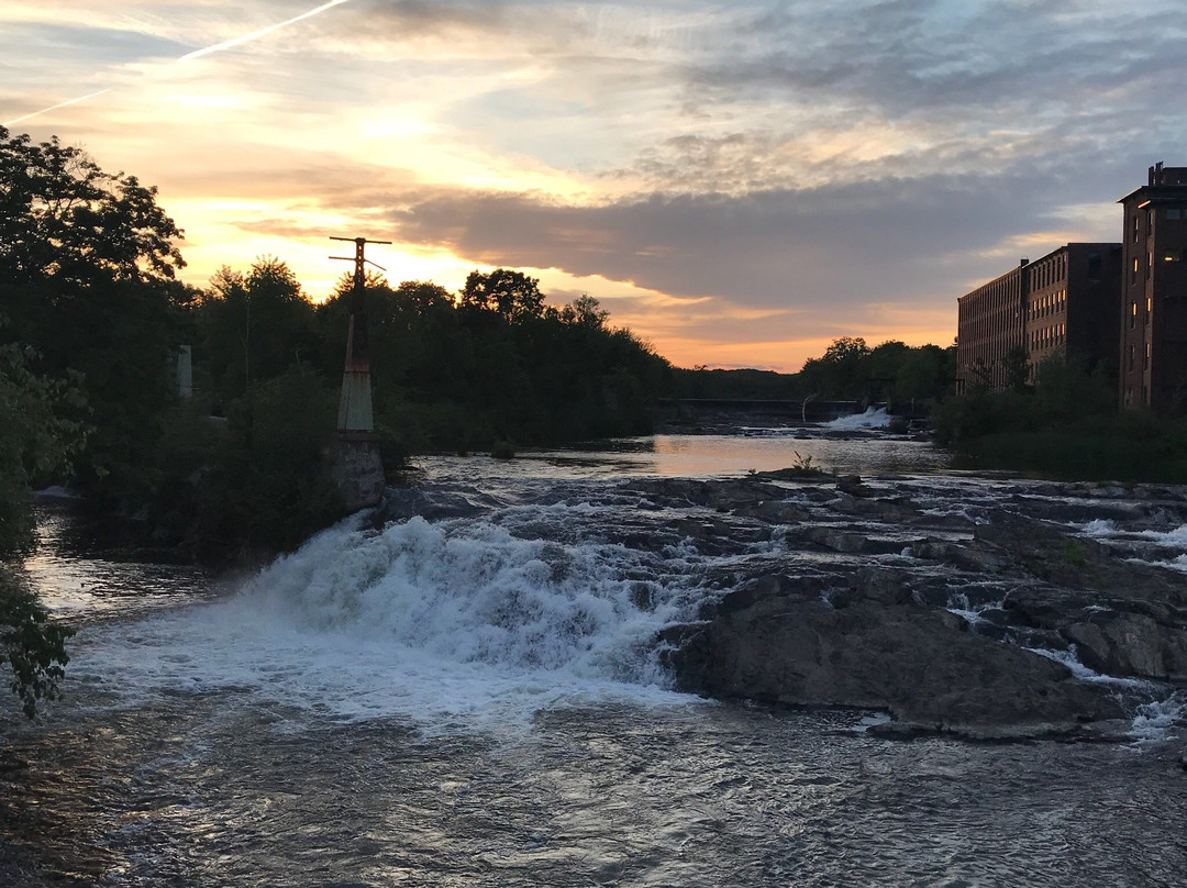 Westbrook River Walk景点图片