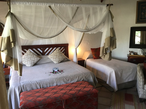 伊杜贝禁猎区山林小屋主图