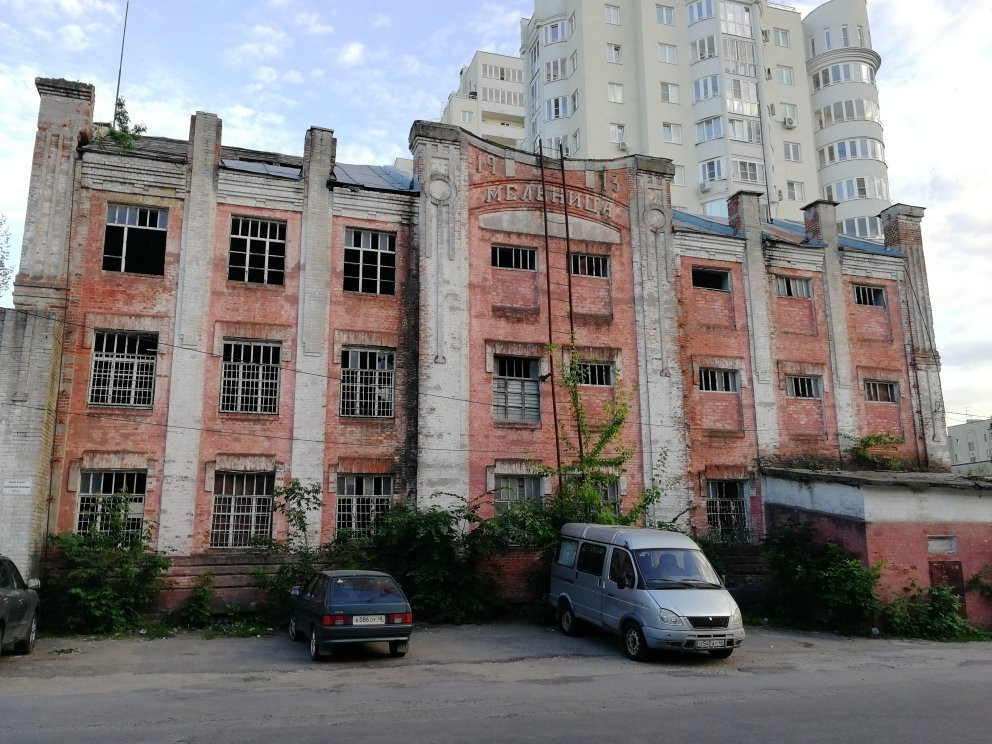 The Building of the Former Shamonovskaya Mill景点图片