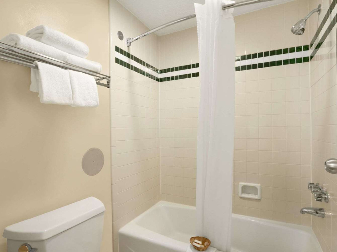 Days Inn by Wyndham Alexander City主图