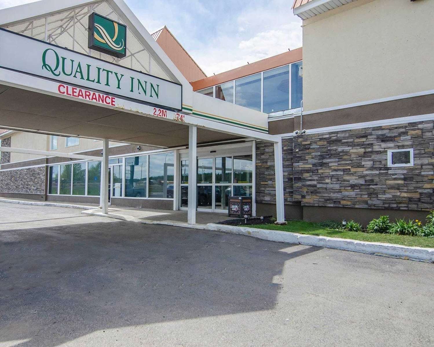 Ramada by Wyndham Whitecourt-官方