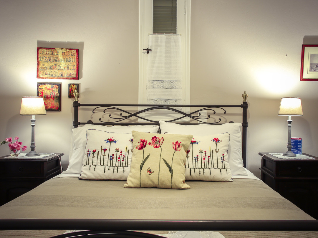 Andros Town酒店住宿-Saint Louis Suites