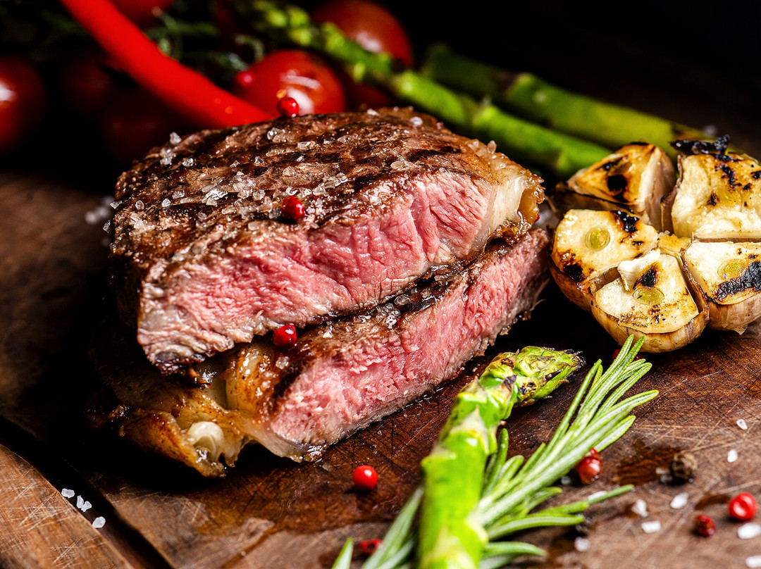 Smoking Chef Grill & Wine