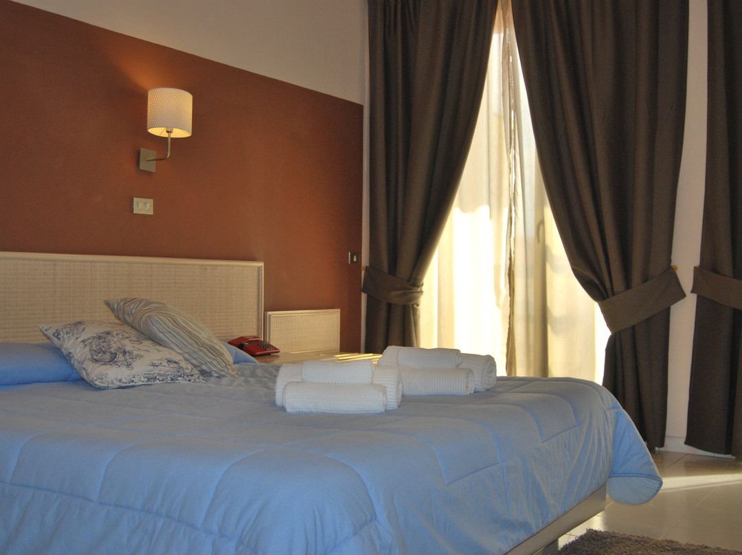 河公园酒店主图