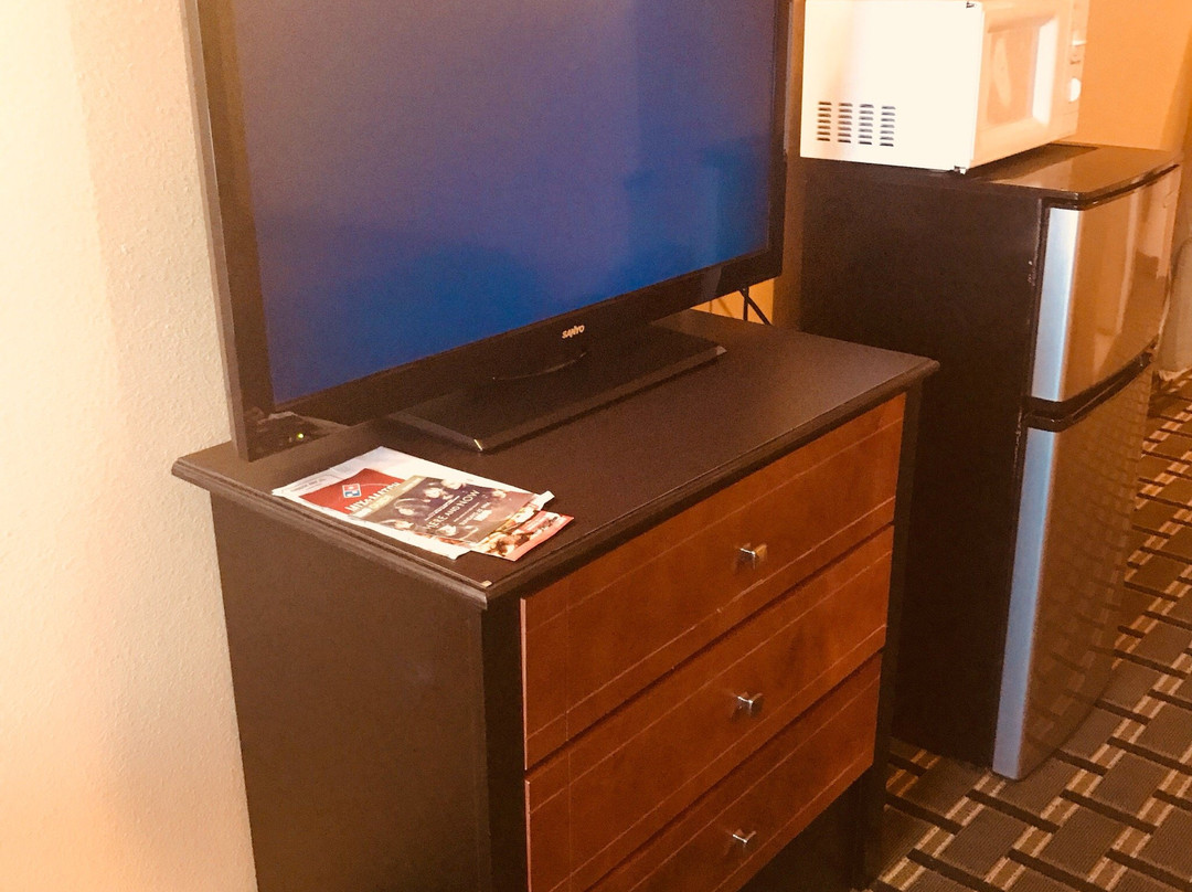 Homegate Inn and Suites主图