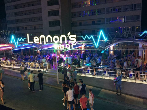Lennons Bar Magaluf-马加洛夫必去景点