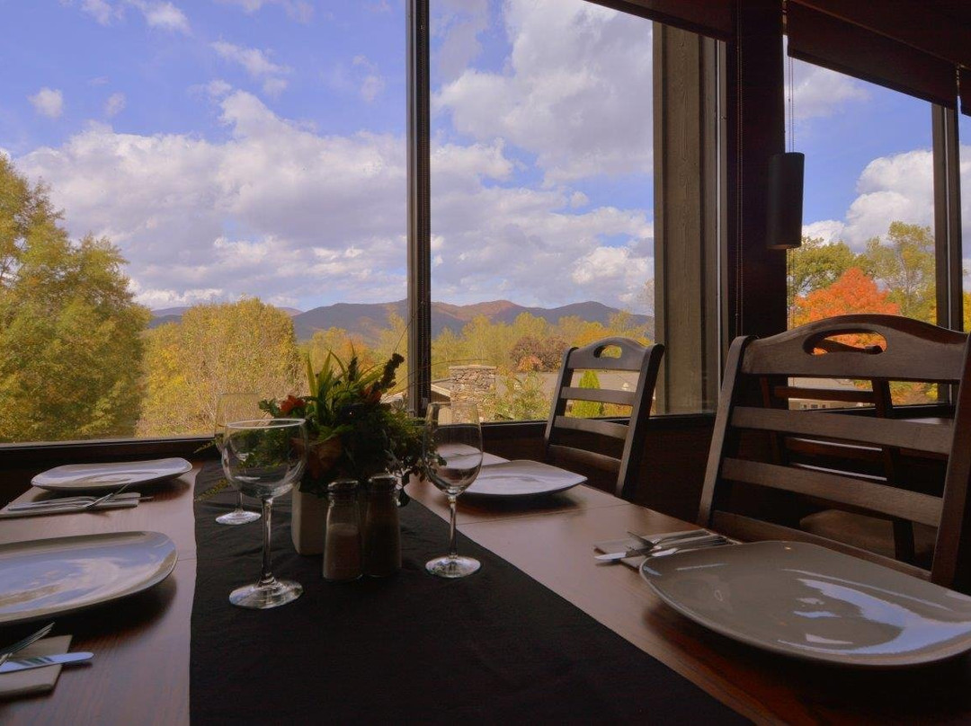 Fontana Dam酒店住宿-方塔纳度假村