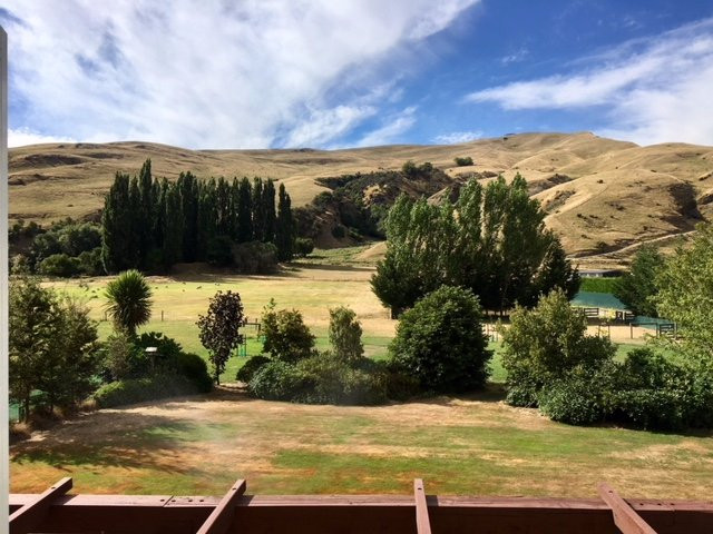 皇后镇乡村旅馆主图