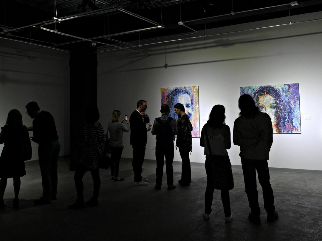 Domínguez Y Buis Galería景点图片