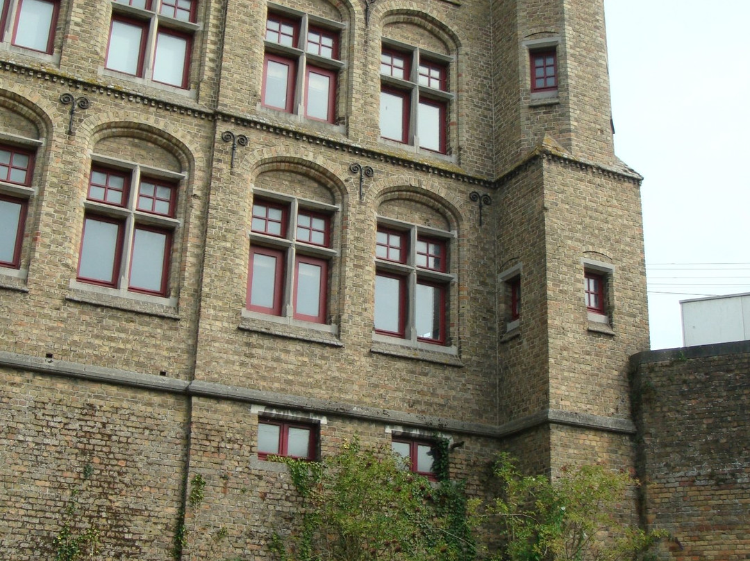 Klerken旅游景点-Buitenbeentje