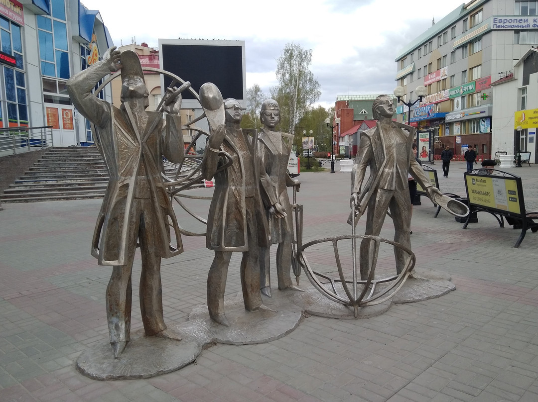Sculpture Four Seasons景点图片