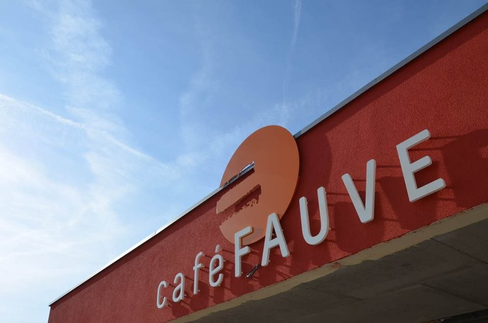 Norroy-le-Veneur餐馆和美食-Café Fauve