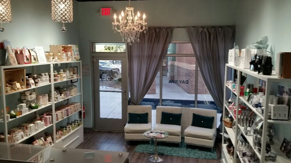 Celebrity Skin Studio-Litchfield Park必去景点