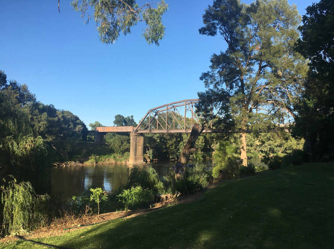 Gundagai River Caravan Park