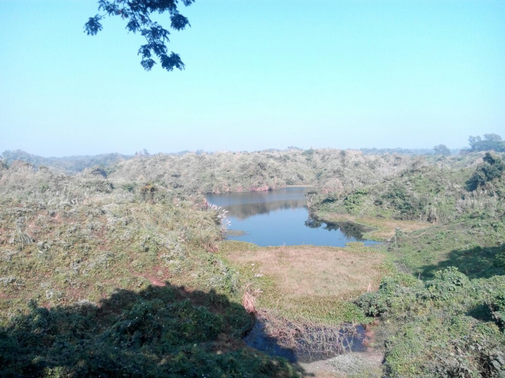 Vatiary Lake景点图片