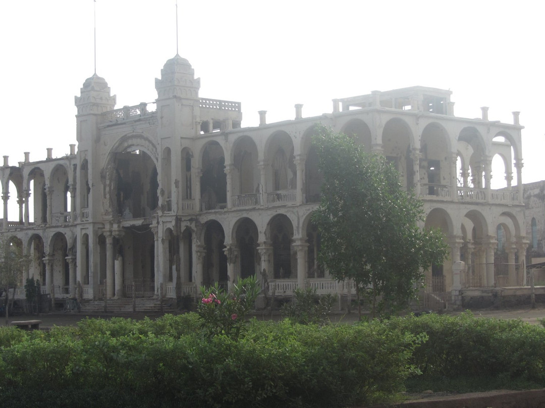 Former Banco d'Italia-Massawa必去景点