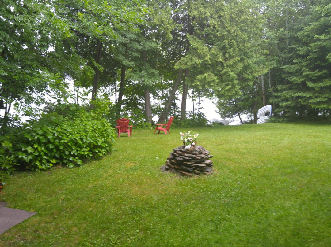 12 Mile Lake Bed And Breakfast主图