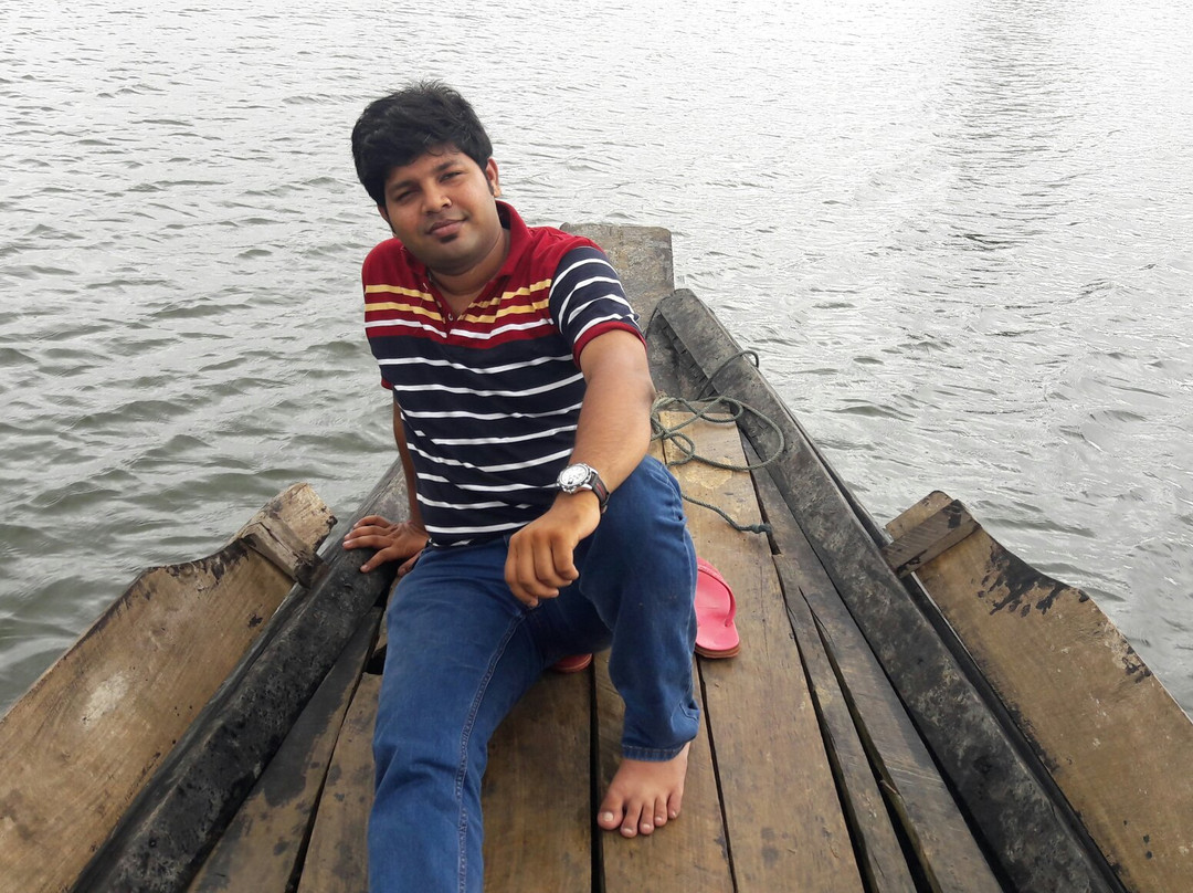 Domboor Lake-阿加尔塔拉必去景点