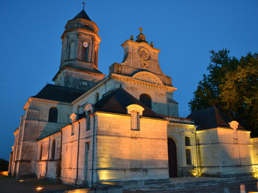 Eglise Abbatiale de Saint-Florent-le-Vieil景点图片