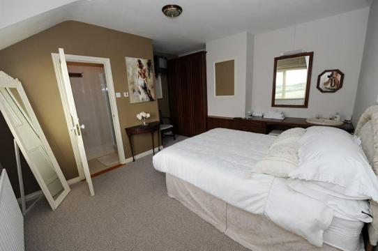 Kingfisher Lodge B&B-官方